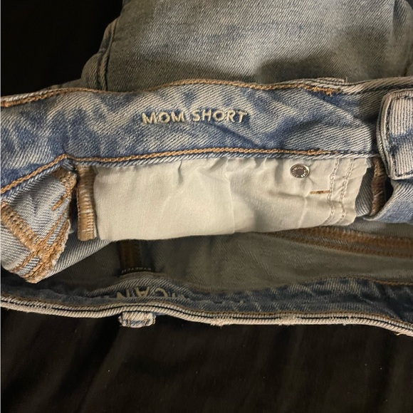 Denim High-Waisted Women Shorts - Picture 4 of 5